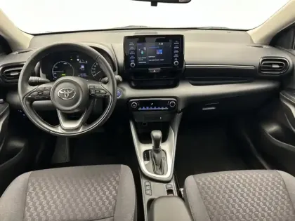 Photo 10 Toyota Yaris Hybride 116h Dynamic