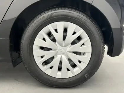 Photo 8 Toyota Yaris Hybride 116h Dynamic