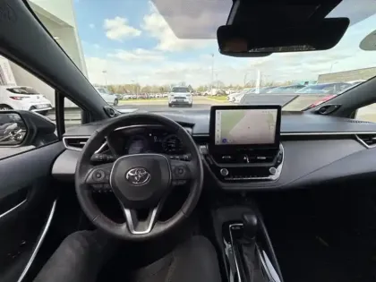 Photo 10 Toyota Corolla Hybride 2.0L 196h GR Sport