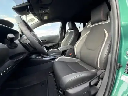 Photo 20 Toyota Corolla Hybride 2.0L 196h GR Sport