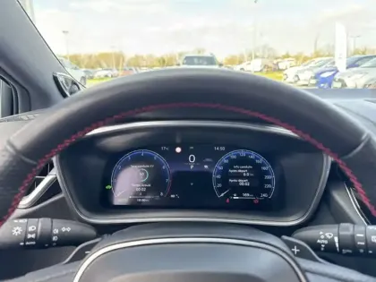 Photo 21 Toyota Corolla Hybride 2.0L 196h GR Sport