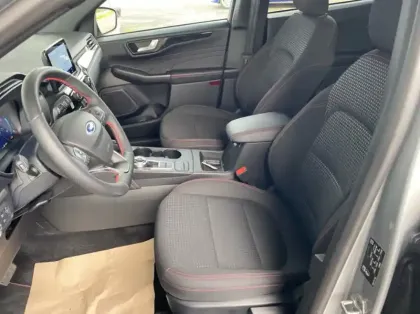 Photo 9 Ford Kuga 2.5 Duratec 225ch PHEV ST-Line BVA