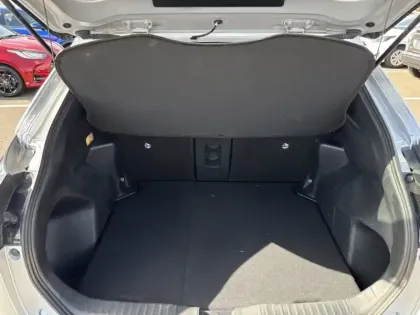 Photo 9 Toyota Yaris Hybride 1.5 HYBRID 116H DESIGN