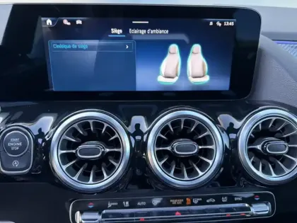 Photo 21 Mercedes GLA 200 d AMG Line