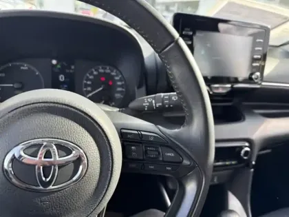 Photo 14 Toyota Yaris Hybride 116h Dynamic