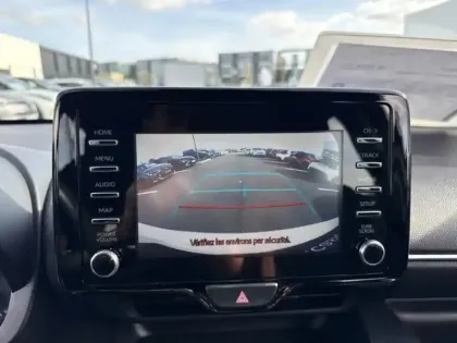 Photo 11 Toyota Yaris Hybride 116h Dynamic