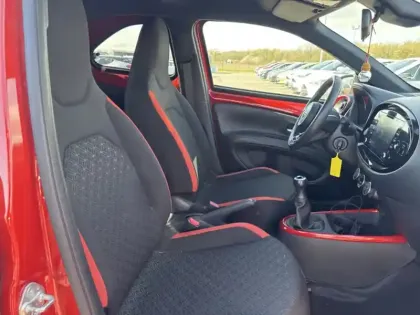 Photo 19 Toyota Aygo 1.0 VVT-i 72 Design