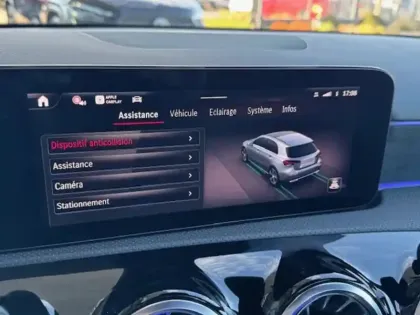 Photo 8 Mercedes Classe A 180 d AMG Line