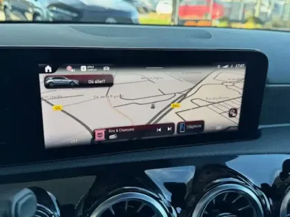 Photo 6 Mercedes Classe A 180 d AMG Line