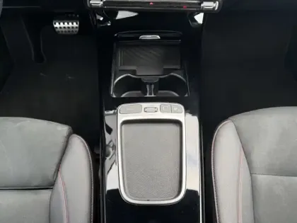 Photo 14 Mercedes Classe A 250 e Hybrid EQ AMG Line