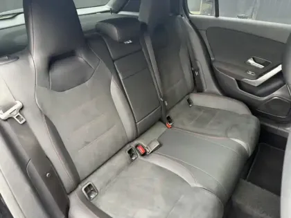 Photo 11 Mercedes Classe A 250 e Hybrid EQ AMG Line