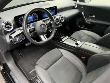 Photo 15 Mercedes Classe A 250 e Hybrid EQ AMG Line