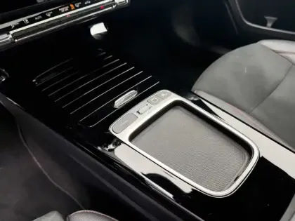 Photo 26 Mercedes Classe A 250 e Hybrid EQ AMG Line