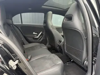 Photo 12 Mercedes Classe A 250 e Hybrid EQ AMG Line