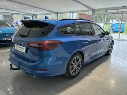 Photo 16 Ford Focus Gén. IV Ph2 ST-Line X 5