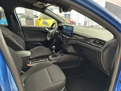 Photo 6 Ford Focus Gén. IV Ph2 ST-Line X 5