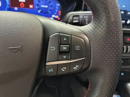 Photo 50 Ford Focus Gén. IV Ph2 ST-Line X 5