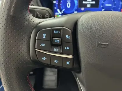 Photo 46 Ford Focus Gén. IV Ph2 ST-Line X 5