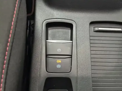 Photo 49 Ford Focus Gén. IV Ph2 ST-Line X 5