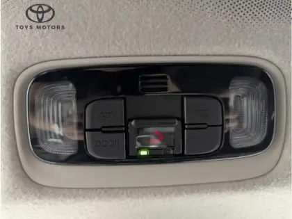 Photo 9 Toyota Yaris Hybride 116h Design