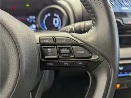 Photo 8 Toyota Yaris Hybride 116h Design