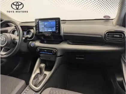 Photo 18 Toyota Yaris Hybride 116h Design