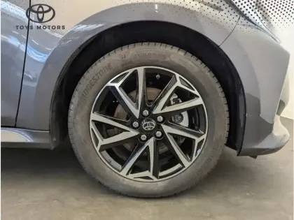 Photo 21 Toyota Yaris Hybride 116h Design