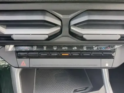 Photo 15 Dacia Bigster HYBRID Nouveau 155 Journey