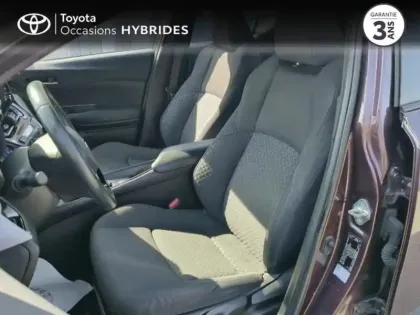 Photo 10 Toyota C-HR Gén. I Ph2 NG2 Dynamic Business 5