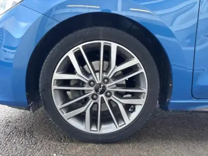 Photo 8 Kia Rio  1.0 T-GDI 100ch GT-Line DCT7