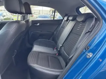 Photo 10 Kia Rio  1.0 T-GDI 100ch GT-Line DCT7