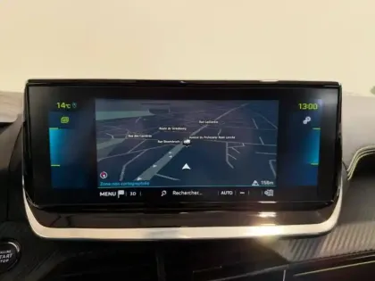 Photo 12 Peugeot 208  e- 136ch GT