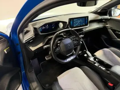 Photo 7 Peugeot 208  e- 136ch GT