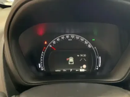 Photo 13 Toyota Aygo  X 1.0 VVT-i 72ch Design S-CVT