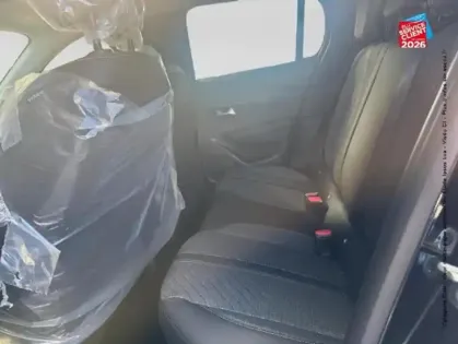 Photo 10 Peugeot 208  1.2 Hybrid 145ch Allure e-DCS6