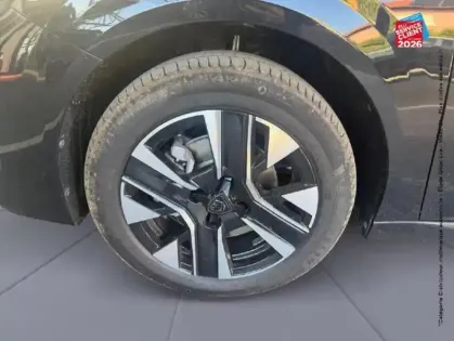 Photo 9 Peugeot 208  1.2 Hybrid 145ch Allure e-DCS6