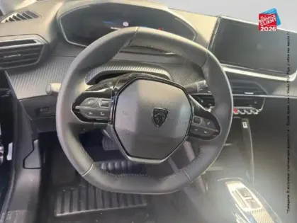 Photo 11 Peugeot 208  1.2 Hybrid 145ch Allure e-DCS6