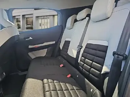 Photo 9 Citroën C3 Aircross  1.2 Hybride 145ch MAX e-DCS6