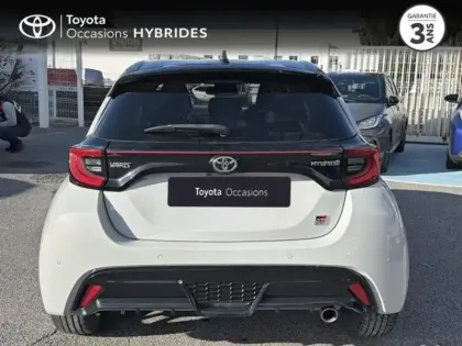 Photo 13 Toyota Yaris  116h GR Sport 5p Pack Techno