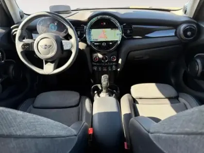 Photo 9 Mini Mini  5 Portes Cooper 136ch Edition Premium Plus BVA7