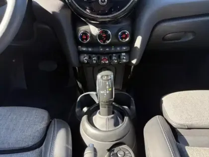 Photo 10 Mini Mini  5 Portes Cooper 136ch Edition Premium Plus BVA7