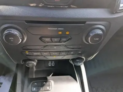 Photo 9 Ford Ranger Gén. III (P375) Ph2 Evo Wildtrak 4