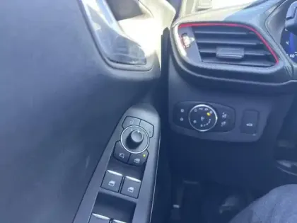 Photo 12 Ford Puma  1.5 EcoBlue 120ch ST-Line X 6cv