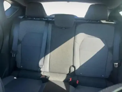 Photo 12 Renault Captur  1.8 E-Tech full hybrid 160ch Techno - 25