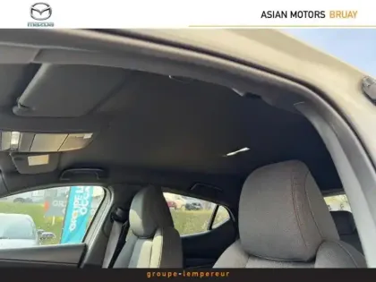 Photo 9 Mazda Mazda3 Gén. IV Ph1 Homura 5