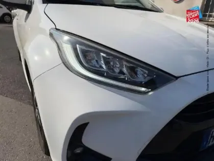 Photo 12 Toyota Yaris  116h Design 5p MC24