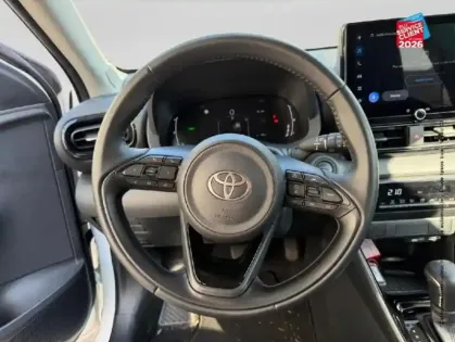 Photo 11 Toyota Yaris  116h Design 5p MC24