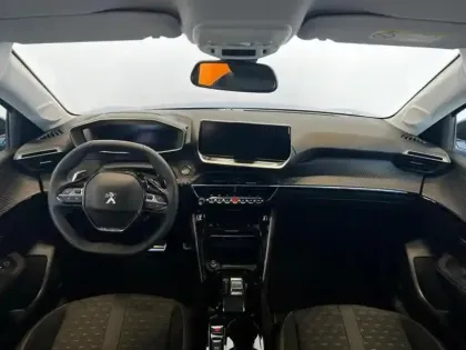 Photo 6 Peugeot 208  1.2 PureTech 100ch S&S Roadtrip EAT8