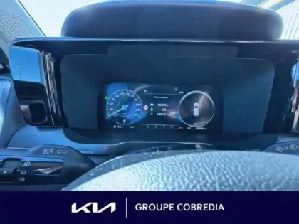 Photo 8 Kia Sorento  1.6 T-GDi 230ch HEV Design BVA6 4x2 7 places