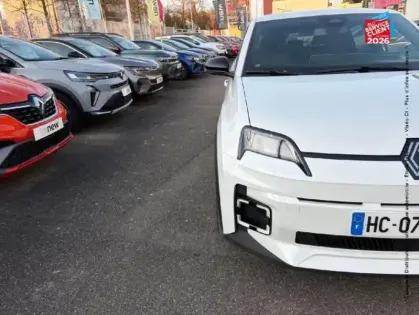 Photo 12 Renault 5 Gén. III Ph1 Techno 